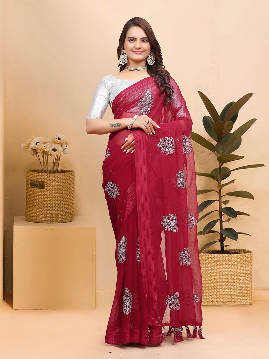 

Celeb Styles Ethnic Motifs Embroidered Saree, Pink