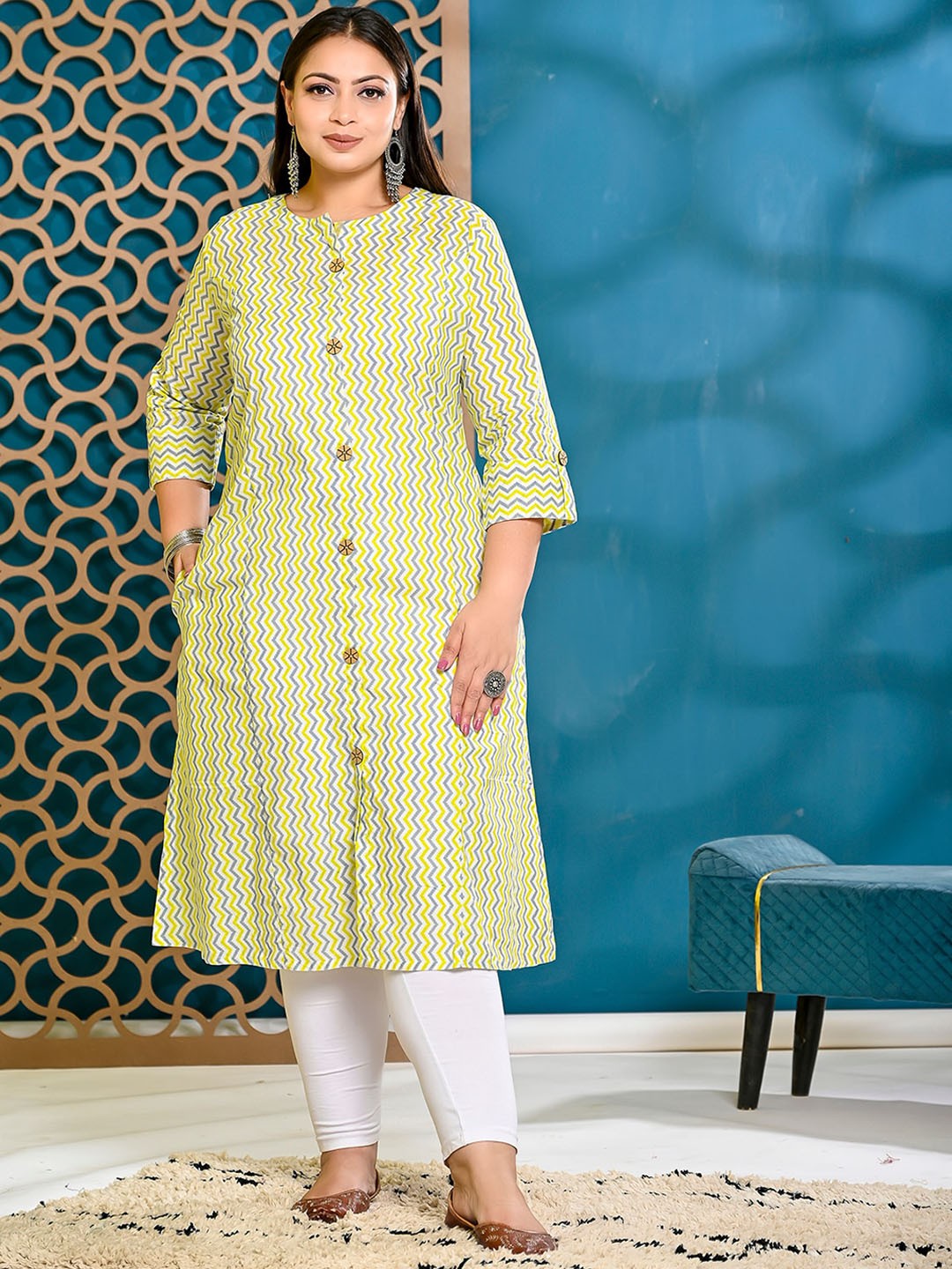 

PUMPUI Plus Size Geometric Printed Cotton A-Line Kurta, Lime green