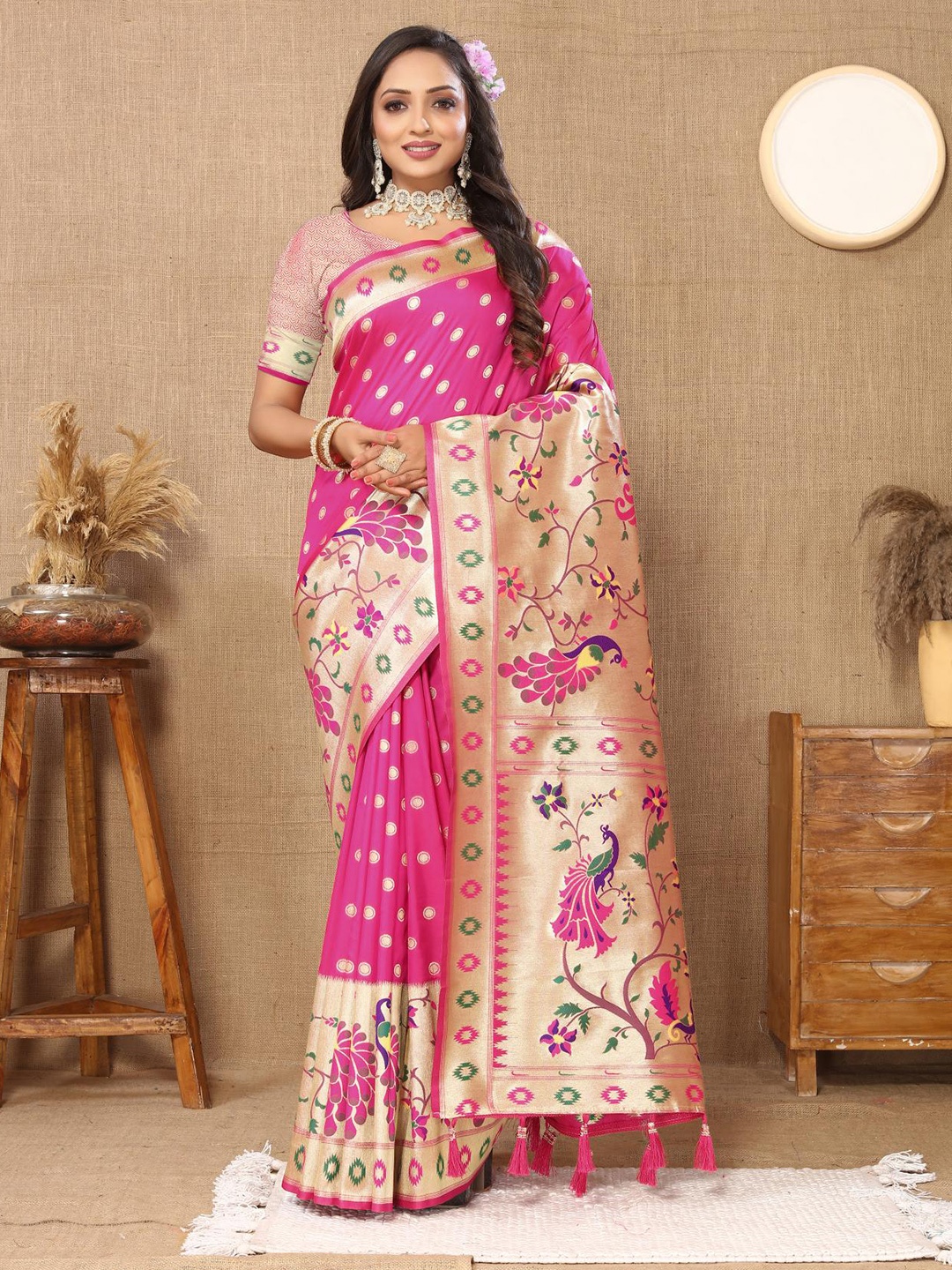 

PATIALAPICKS Ethnic Motifs Woven Design Zari Pure Silk Paithani Saree, Pink