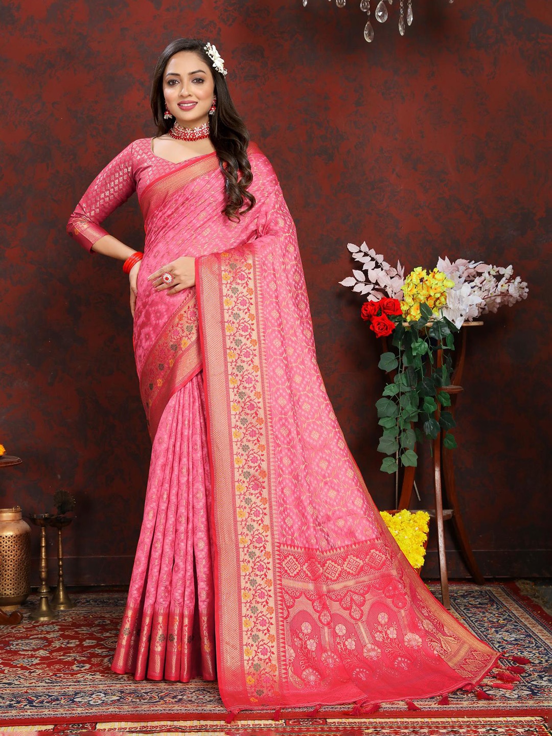 

PATIALAPICKS Woven Design Zari Organza Paithani Saree, Pink