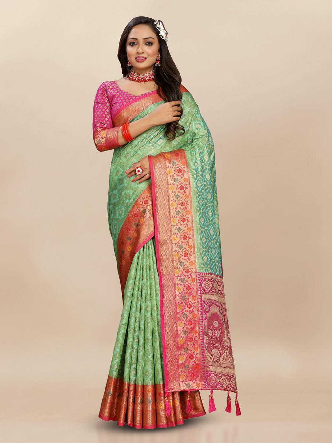 

PATIALAPICKS Woven Design Zari Organza Paithani Saree, Green