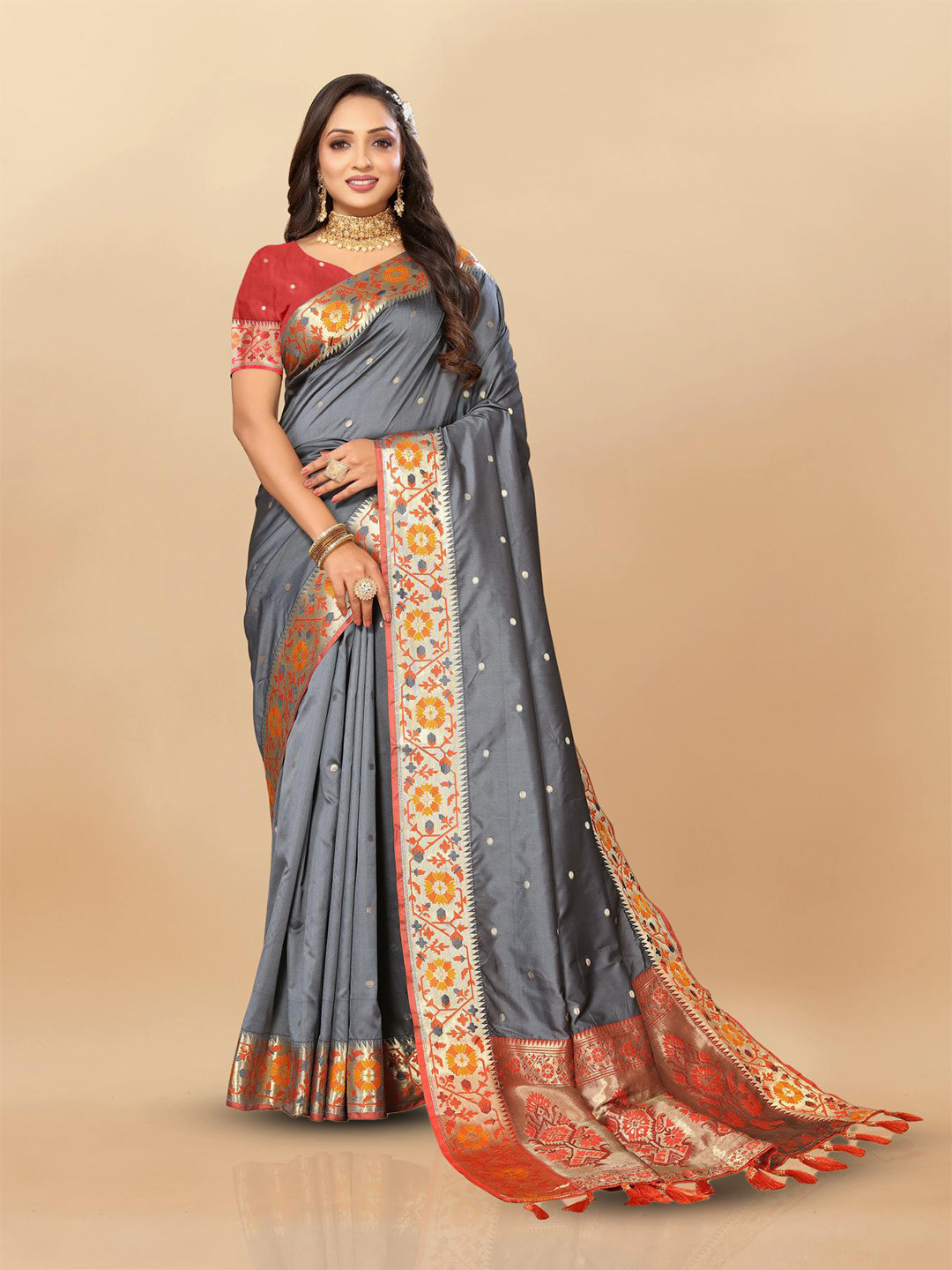 

PATIALAPICKS Woven Design Zari Pure Silk Paithani Saree, Grey