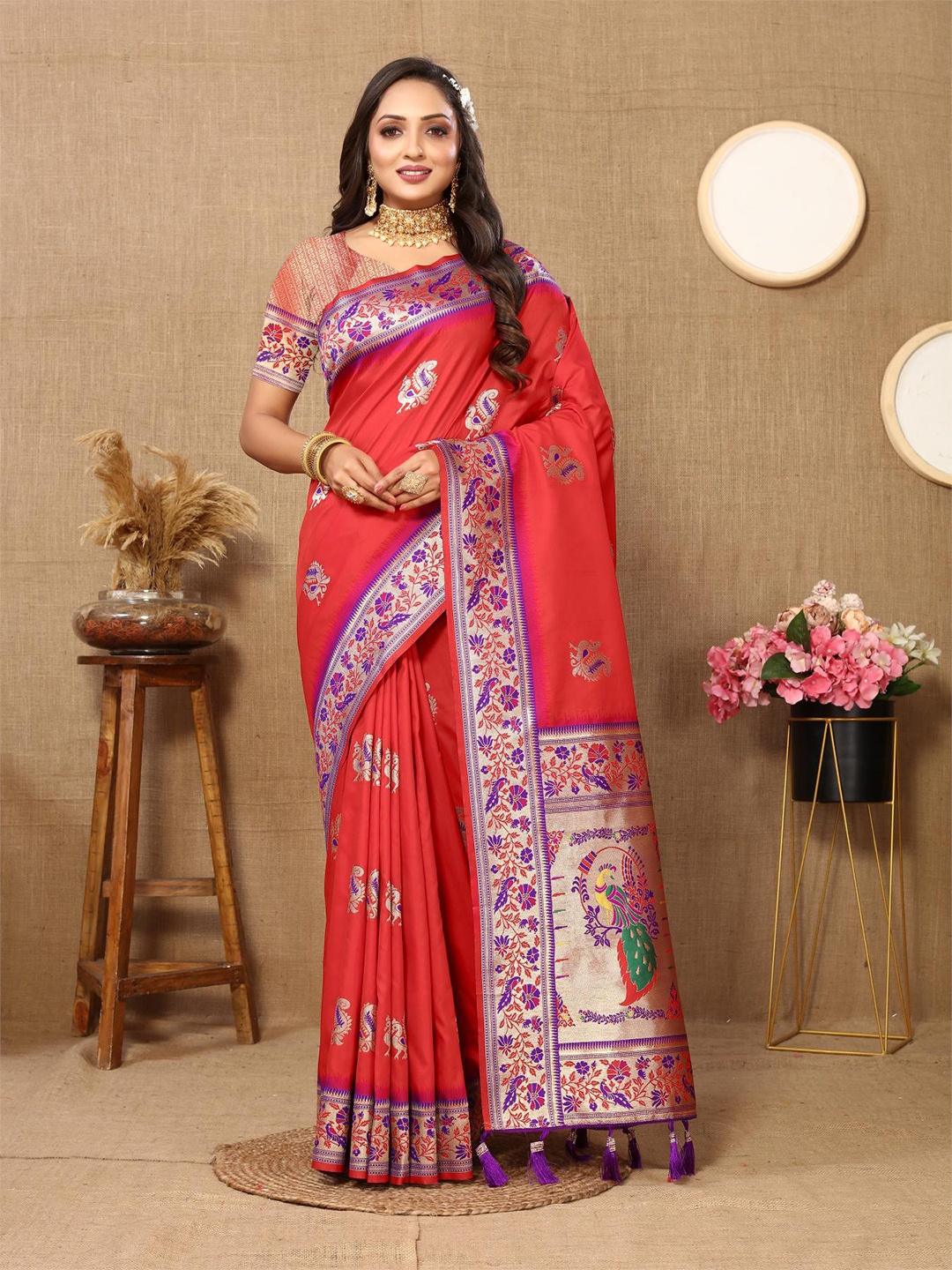 

PATIALAPICKS Ethnic Motifs Woven Design Zari Pure Silk Paithani Saree, Red