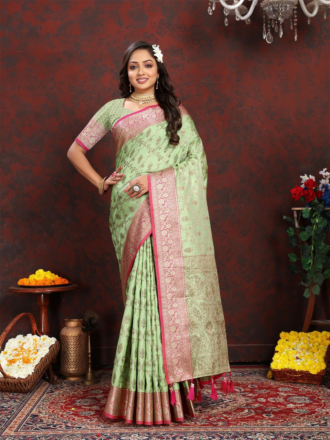 

PATIALAPICKS Woven Design Zari Pure Silk Paithani Saree, Green
