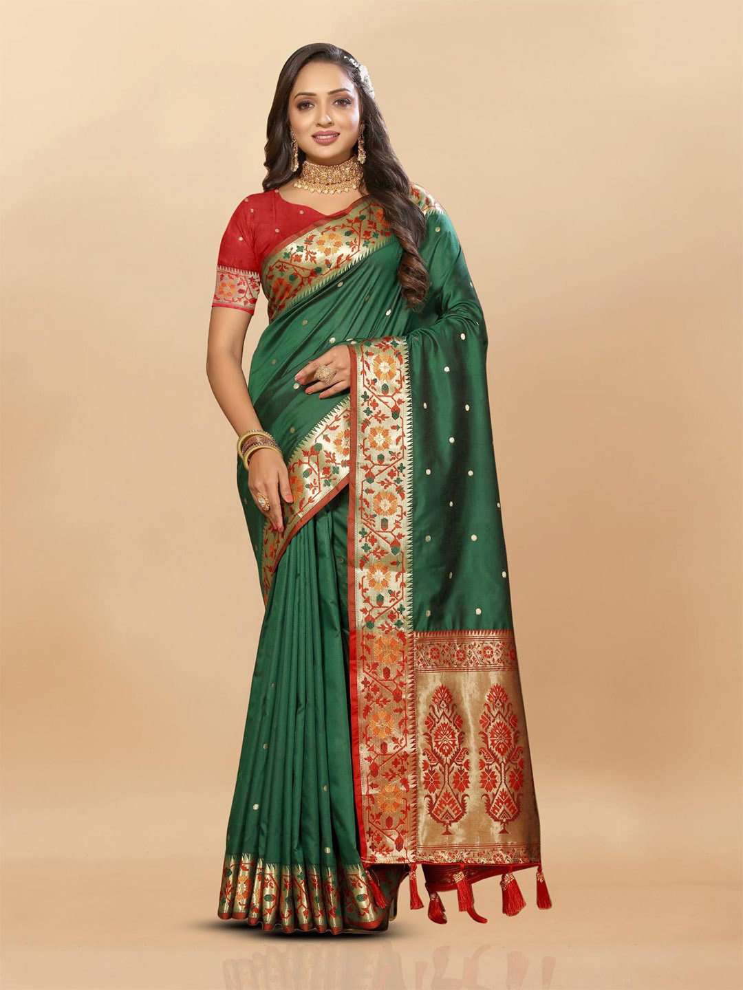 

PATIALAPICKS Woven Design Zari Pure Silk Paithani Saree, Green