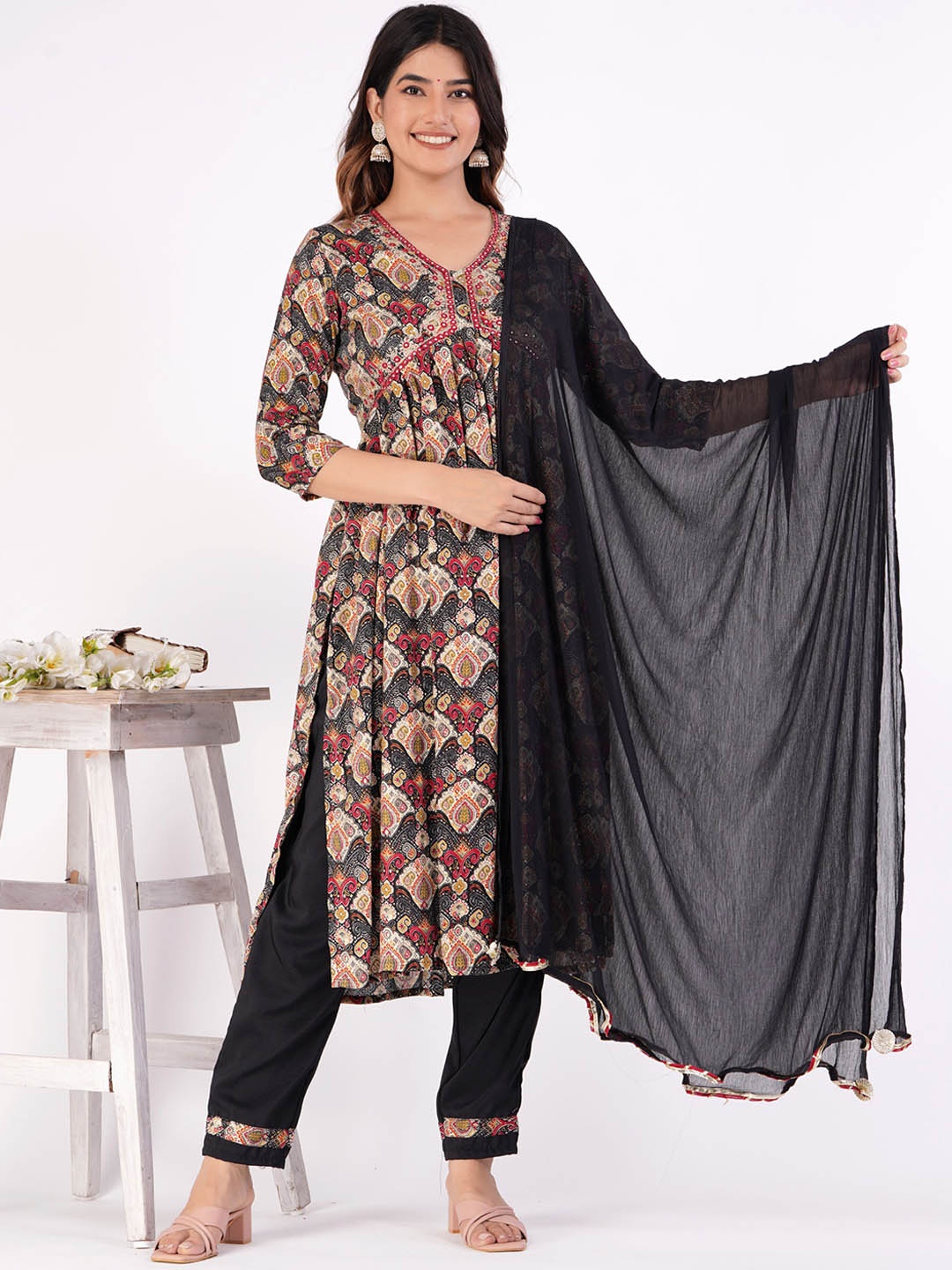 

PARIKSHIT V-Neck Floral Printed Kurta With Trousers & Dupatta, Black