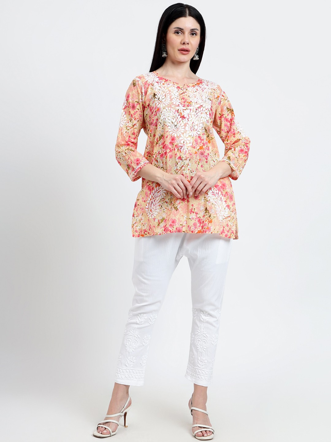 

Rosecloud Round Neck Ethnic Motifs Regular Thread Work Straight Kurti with Trousers, Coral