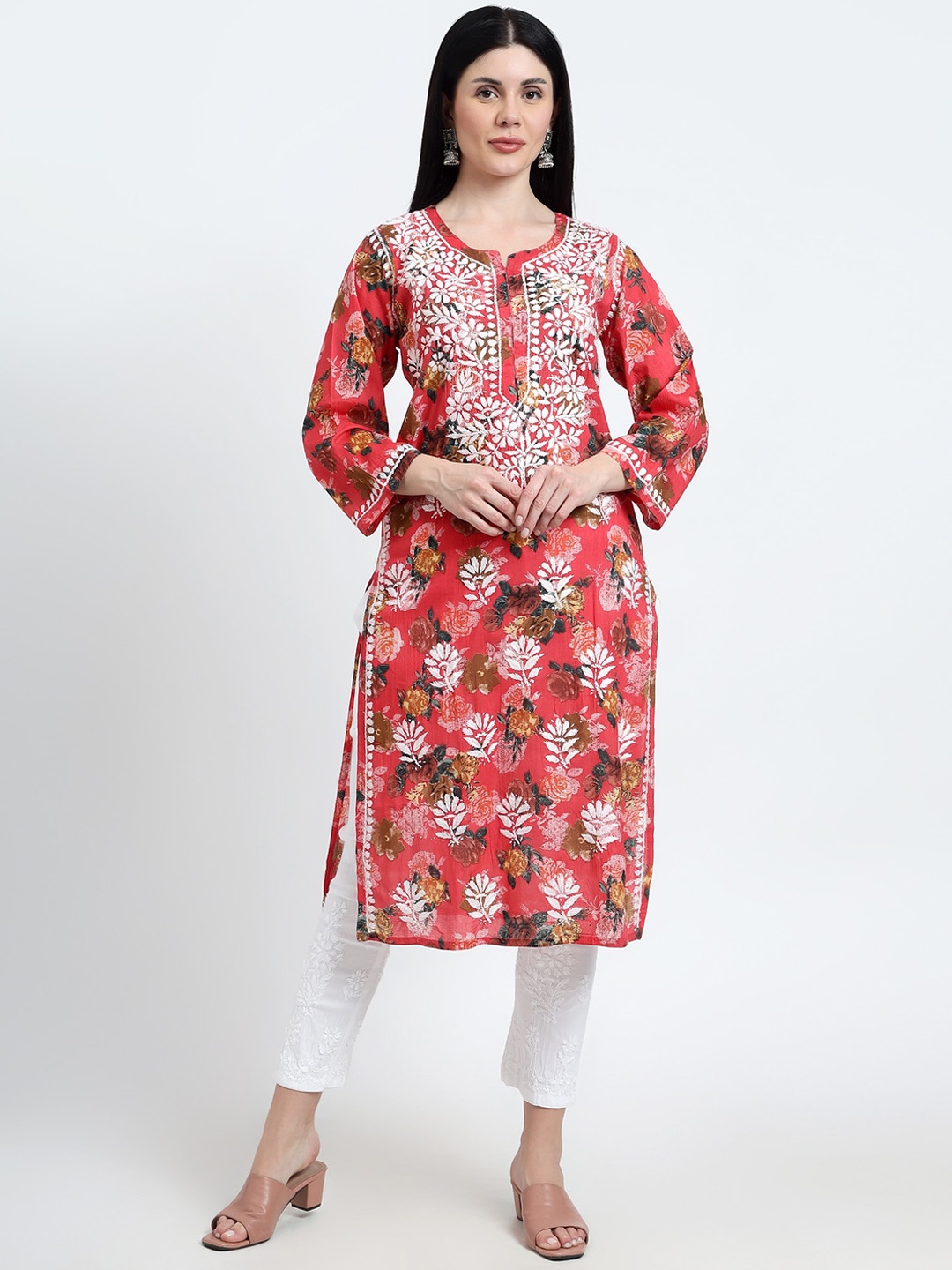 

Rosecloud Ethnic Motifs Embroidered Notch Neck Straight Kurta with Trousers, Maroon