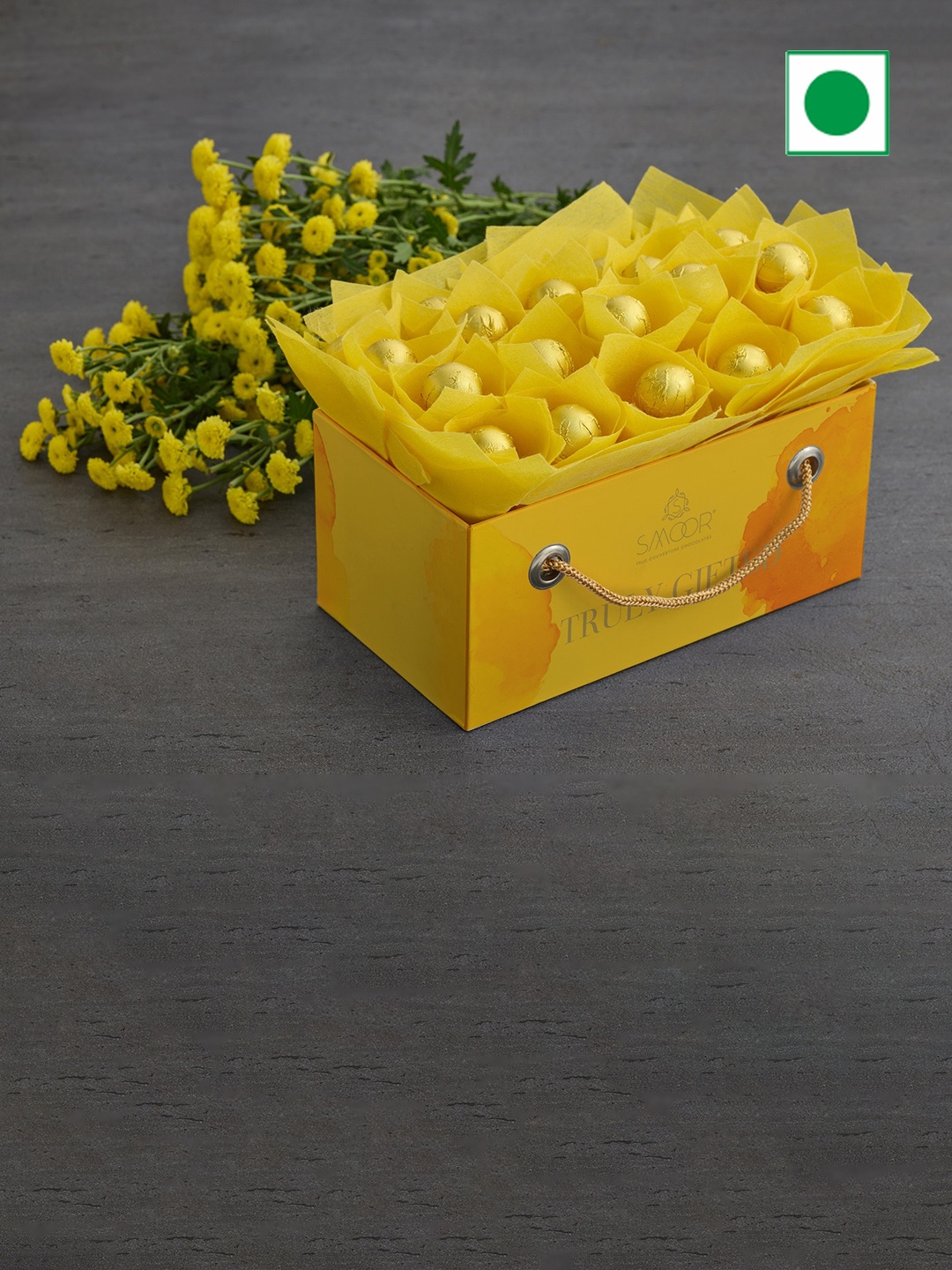

SMOOR Truly Gifted Bouquet-250 gms, Yellow