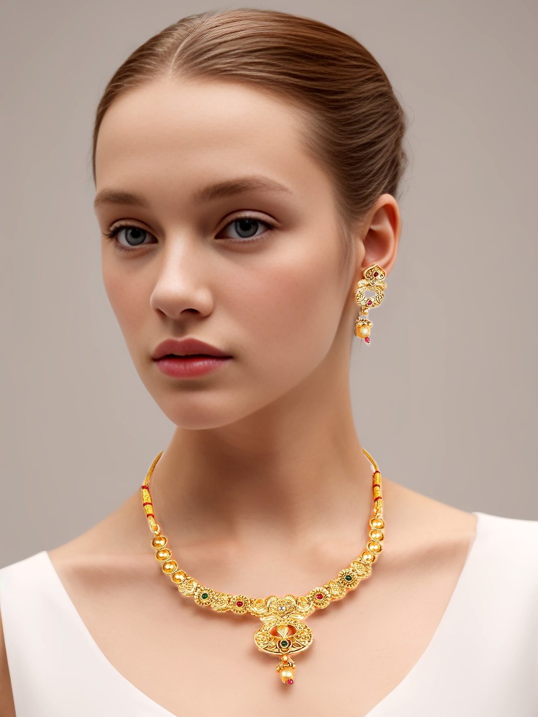 

aadita Gold-Plated Studded Jewellery Set
