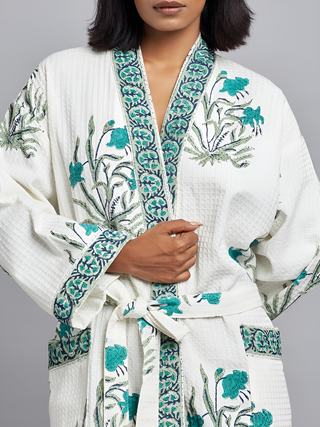 

India Circus by Krsnaa Mehta Unisex Printed Cotton Azalea Allure Bath Robe, Blue