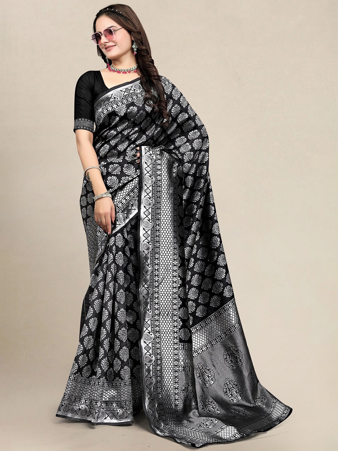

Om Shantam Sarees Ethnic Motifs Woven Design Banarasi Saree, Black