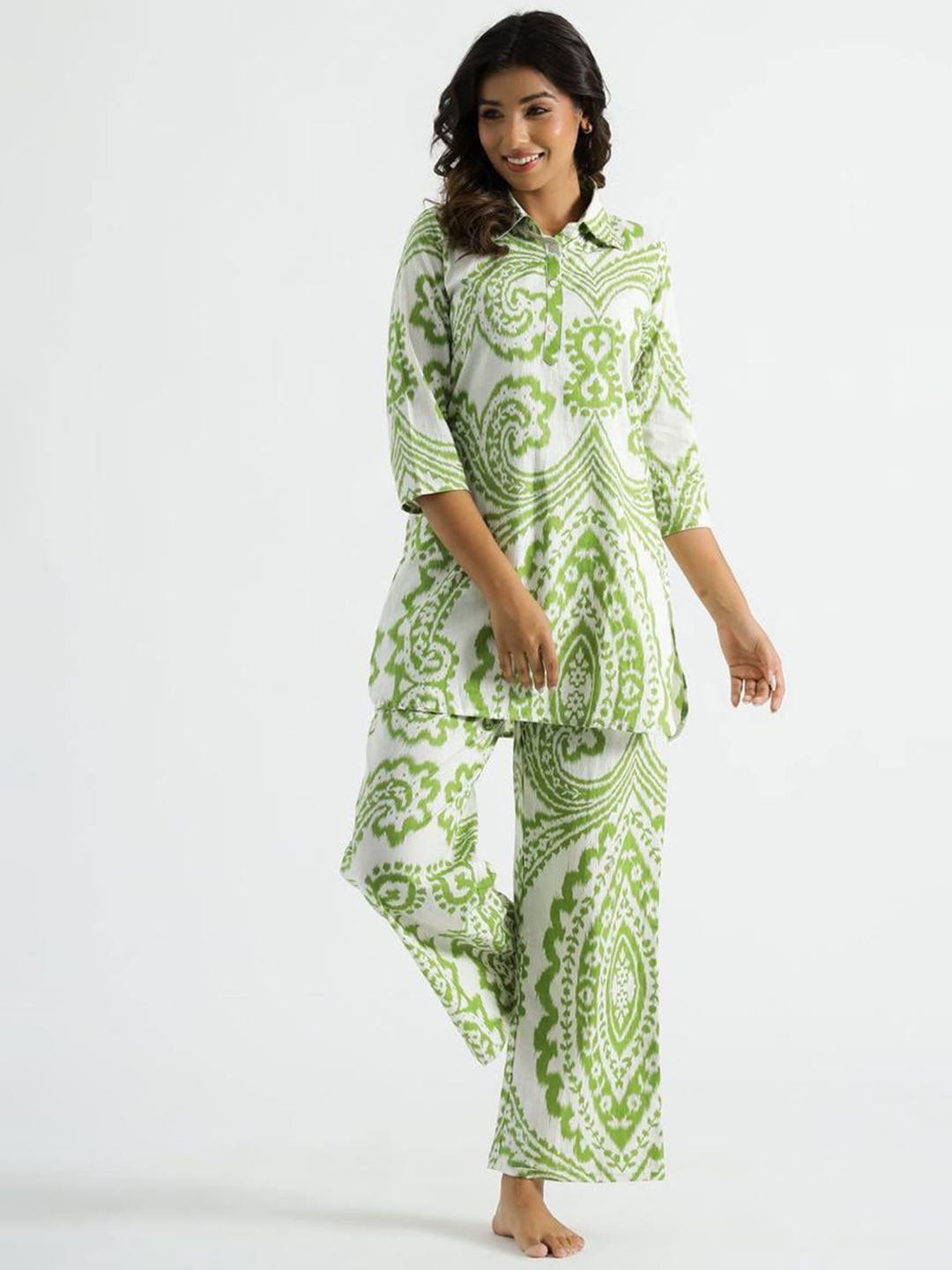 

SWAADHI Printed Pure Cotton Night Suit, Green