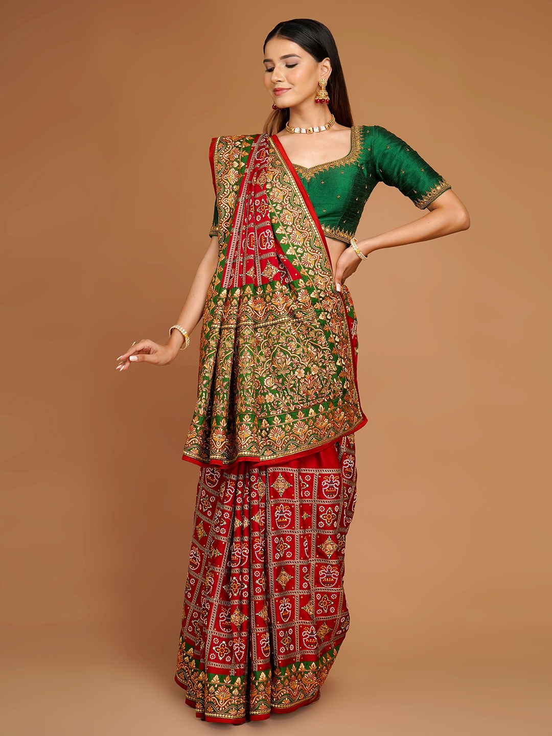 

saree.com Ethnic Motifs Embroidered Silk Blend Saree, Maroon