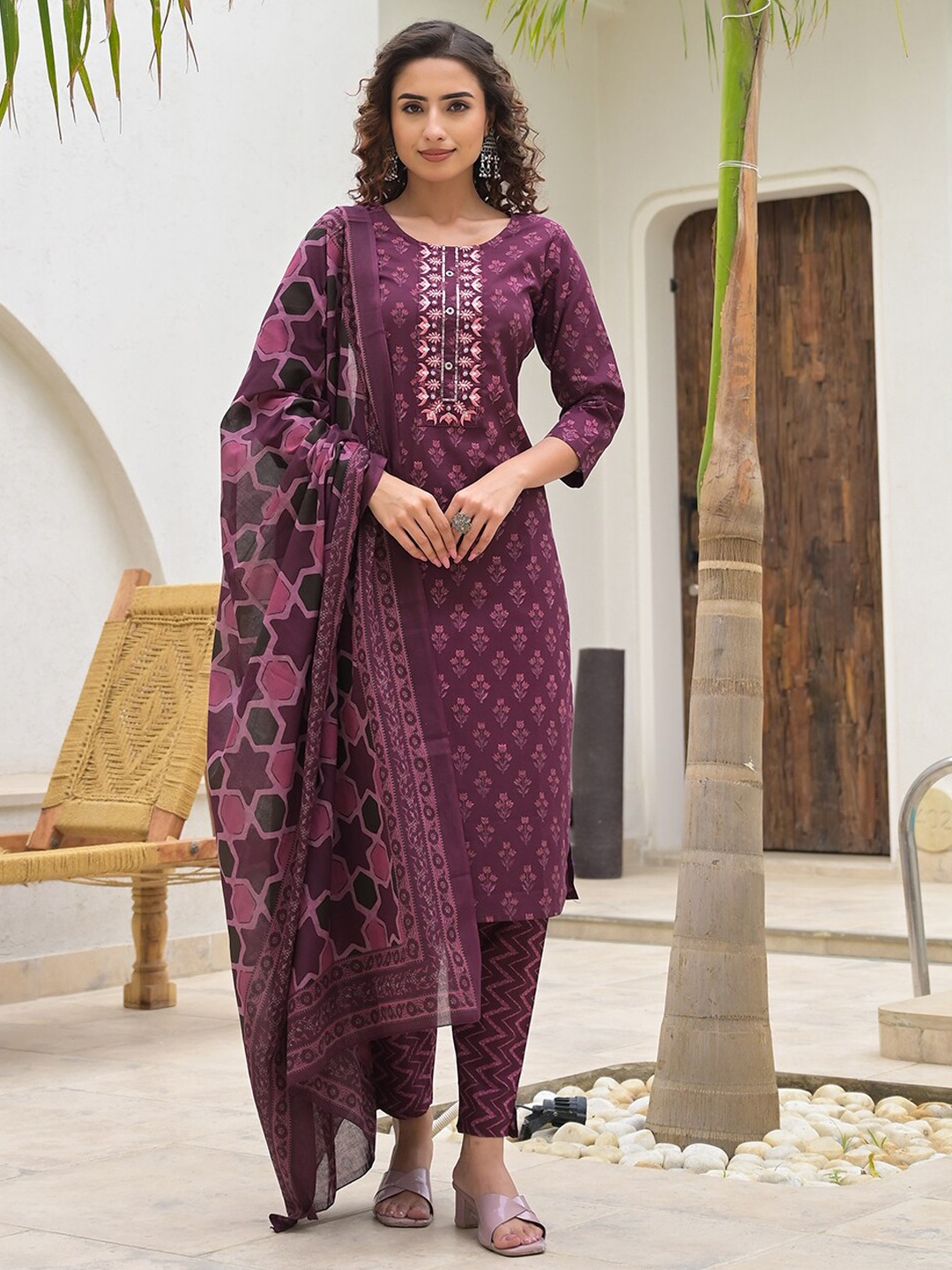 

Yufta Floral Printed Pure Cotton Straight Kurta with Trouser & Dupatta, Burgundy