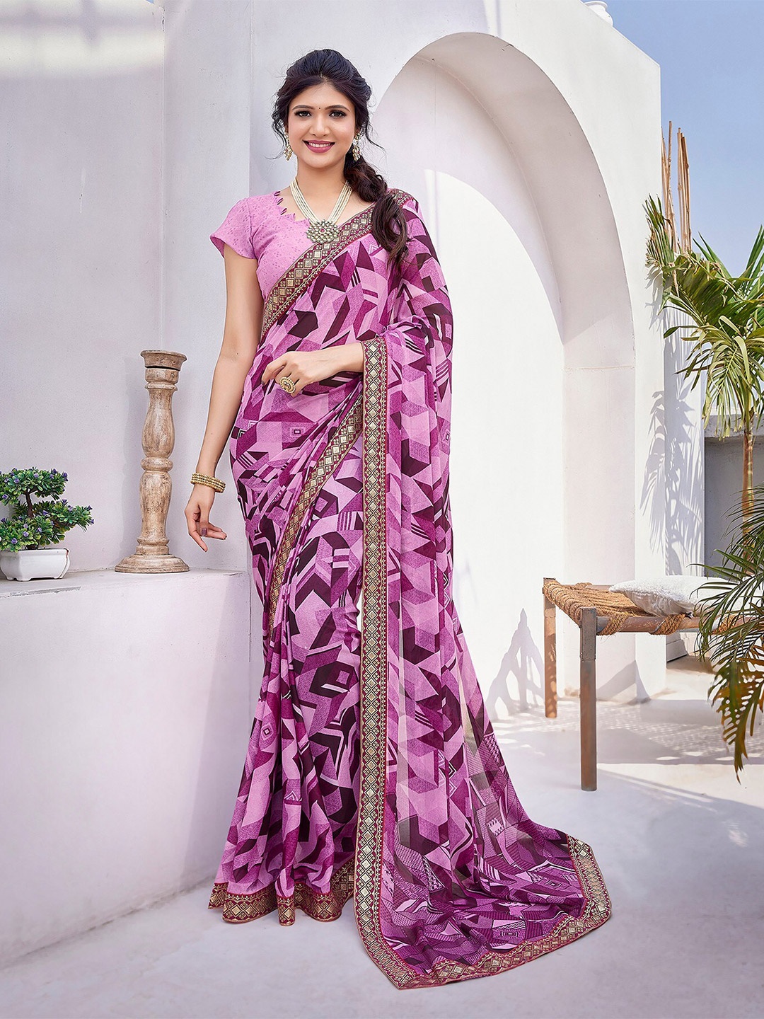 

KALINI Geometric Printed Zari Detailed Saree, Purple