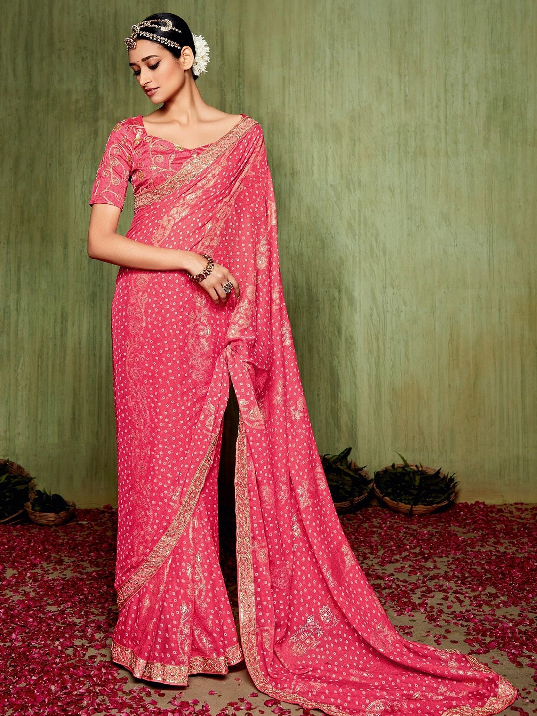 

Mitera Pink Printed Embroidered Bandhani Saree