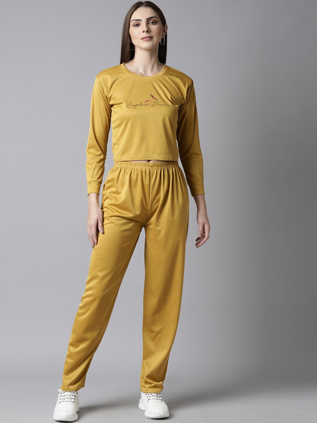 

Bailey sells Printed Round Neck Sweatshirt & Trousers, Mustard