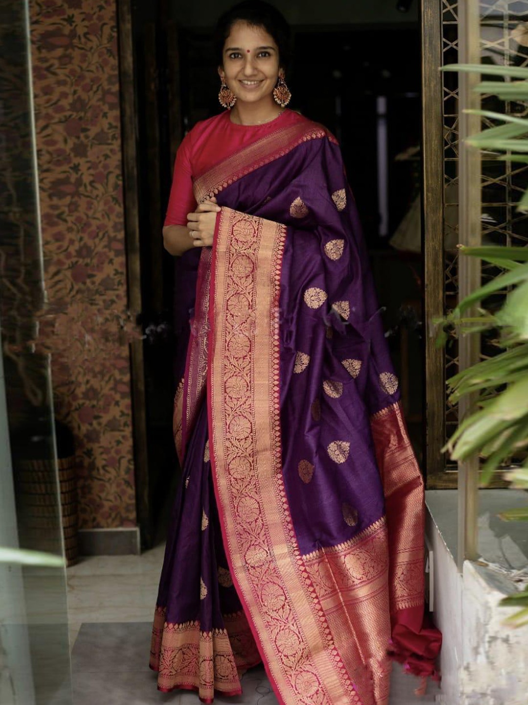 

Naishu Trendz Ethnic Motifs Woven Design Zari Pure Silk Kanjeevaram Saree, Purple