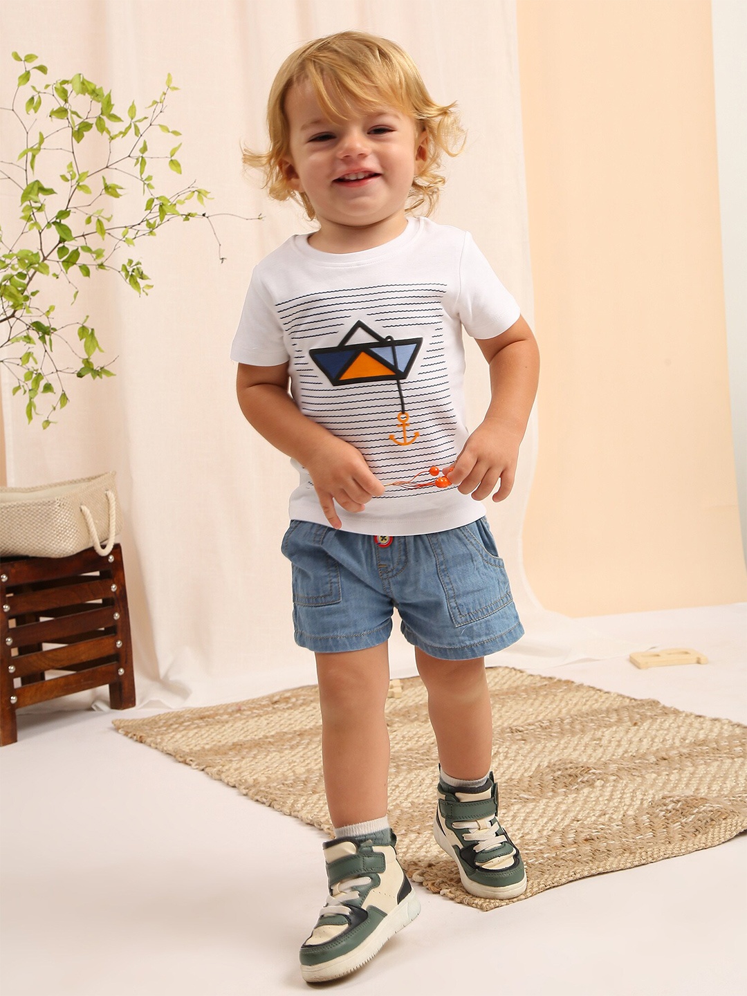 

My Milestones Boys Graphic Printed Pure Cotton T-shirt, White