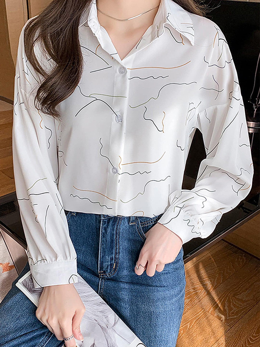 

LULU & SKY Abstract Print Spread Collar Cuffed Sleeves Shirt Style Top, White