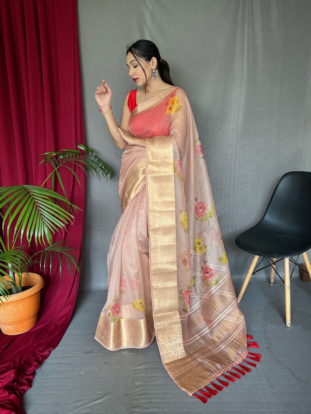 

SGF11 Floral Printed Jaali Silk Cotton Jamdani Saree, Peach