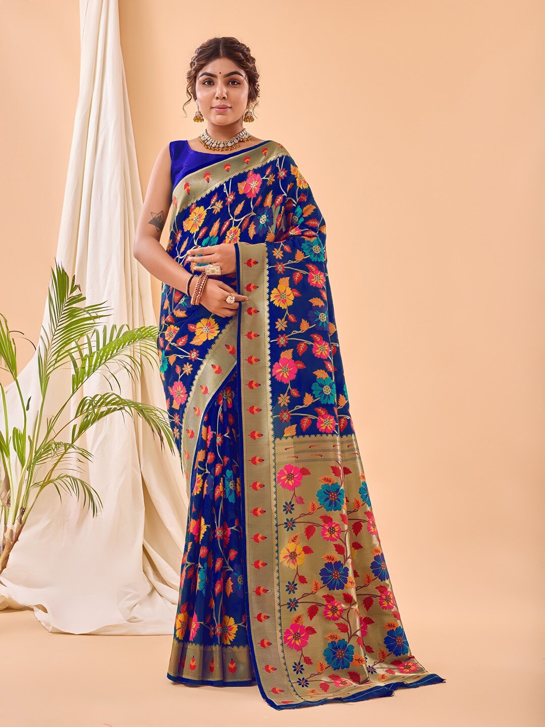 

SGF11 Woven Design Zari Heavy Work Kanjeevaram Silk Saree, Blue