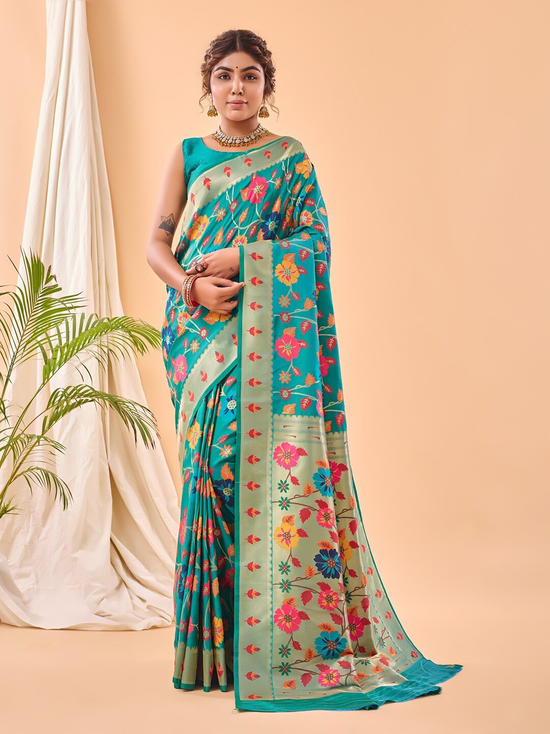 

SGF11 Woven Design Zari Heavy Work Kanjeevaram Silk Saree, Blue