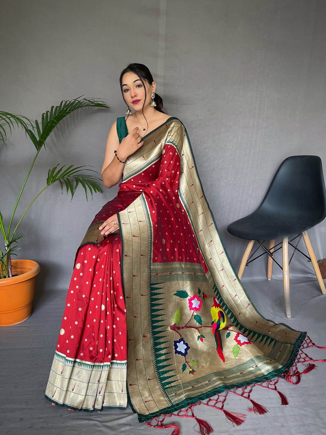 

SGF11 Woven Design Pure Zari Heavy Work Paithani Kanjeevaram Silk Saree, Red