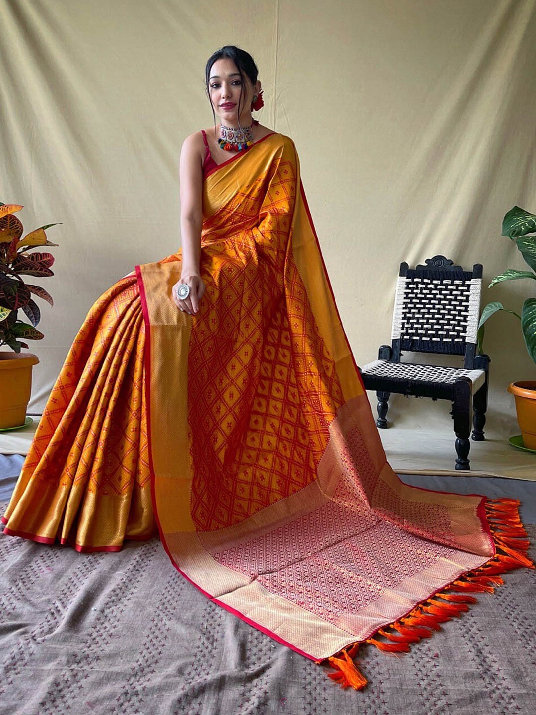 

SGF11 Woven Design Heavy Zari Work Kanjeevaram Patola Silk Saree, Yellow