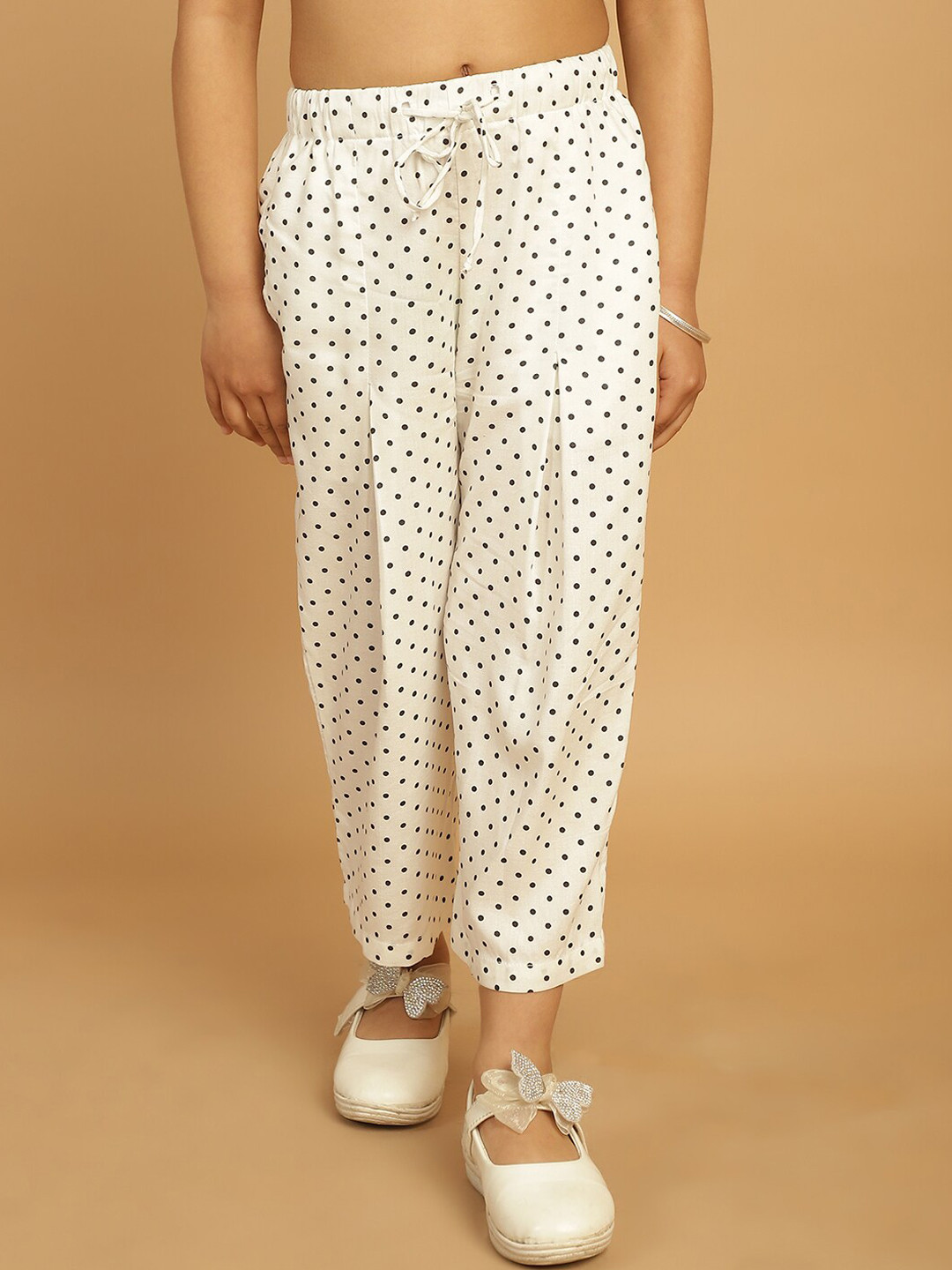 

MINI & MING Girls Polka Dot Printed Relaxed Straight Fit Low-Rise Easy Wash Trousers, White