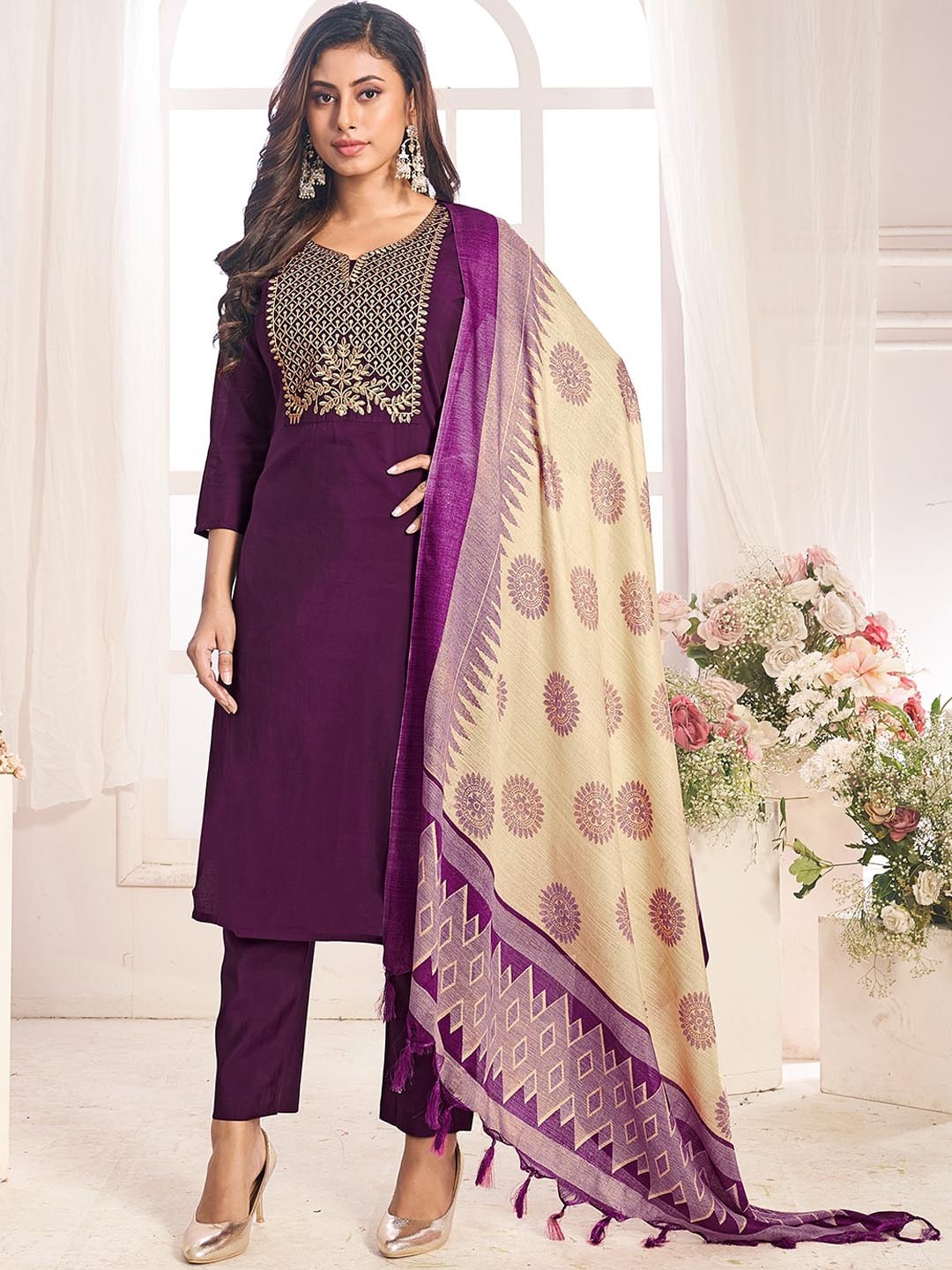 

Ishin Purple Floral Embroidered Thread Work Straight Kurta With Trousers & Dupatta