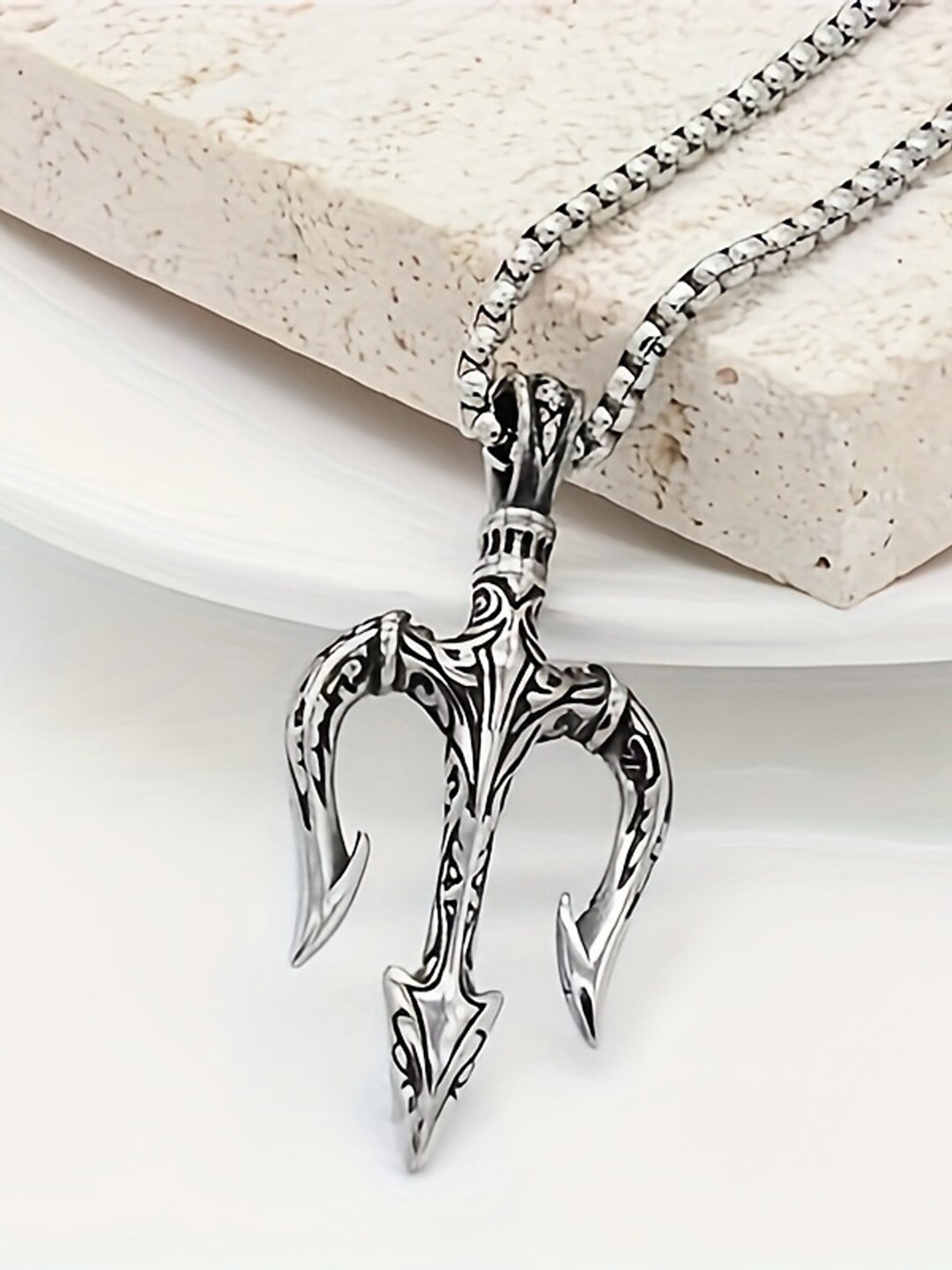 

VAGHBHATT Men Silver-Plated Pendants with Chains