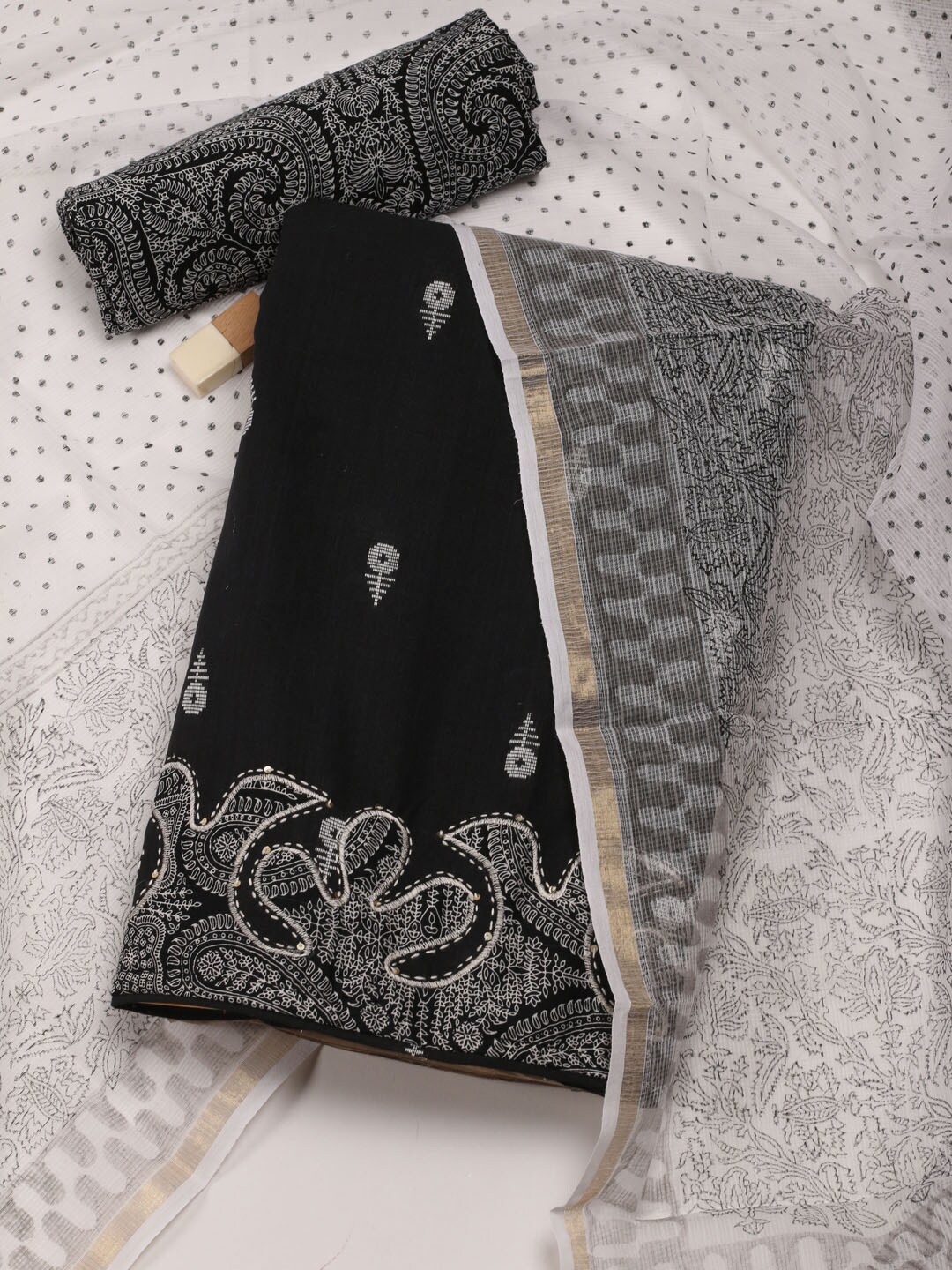 

Meena Bazaar Ethnic Motifs Embroidered Unstitched Dress Material, Black