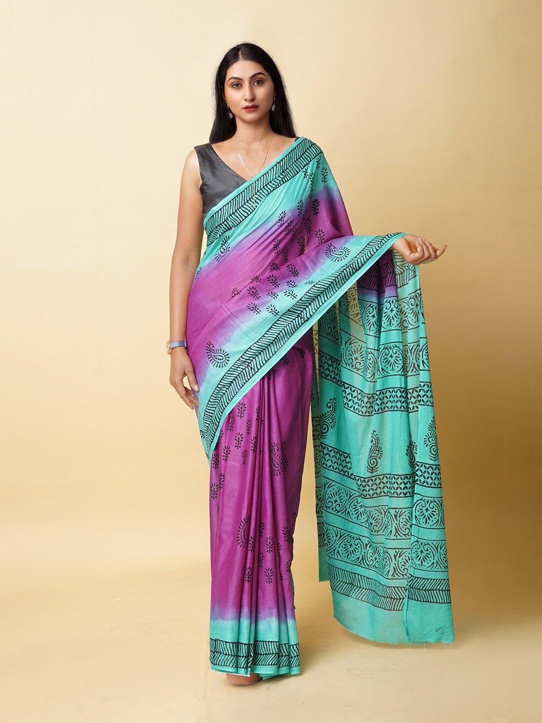 

Unnati Silks Ethnic Motifs Printed Pure Cotton Block Print Saree, Purple