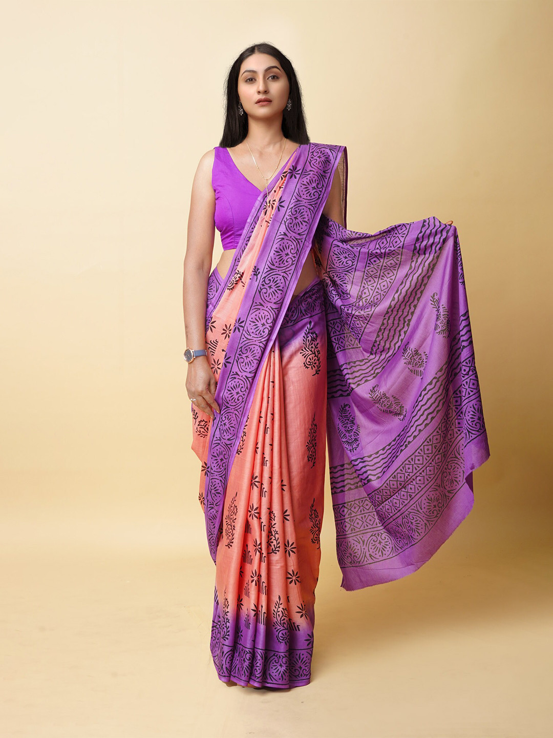 

Unnati Silks Ethnic Motifs Printed Pure Cotton Block Print Saree, Peach