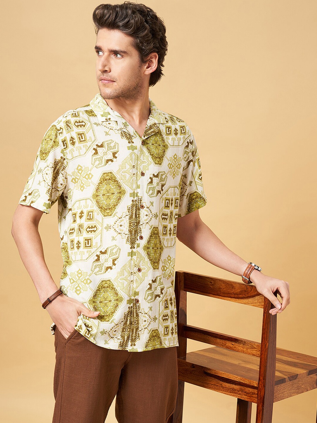 

7 Alt by Pantaloons Abstract Printed Cuban Collar Casual Shirt, White