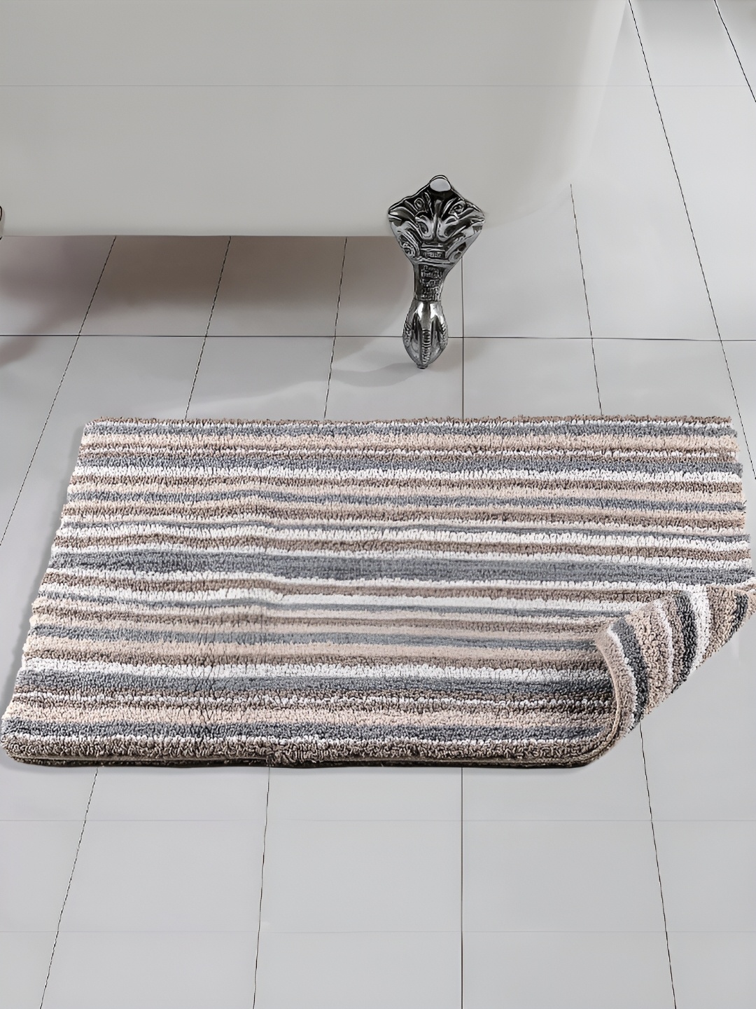 

Saral Home Beige 1600 GSM Cotton Bath Rugs