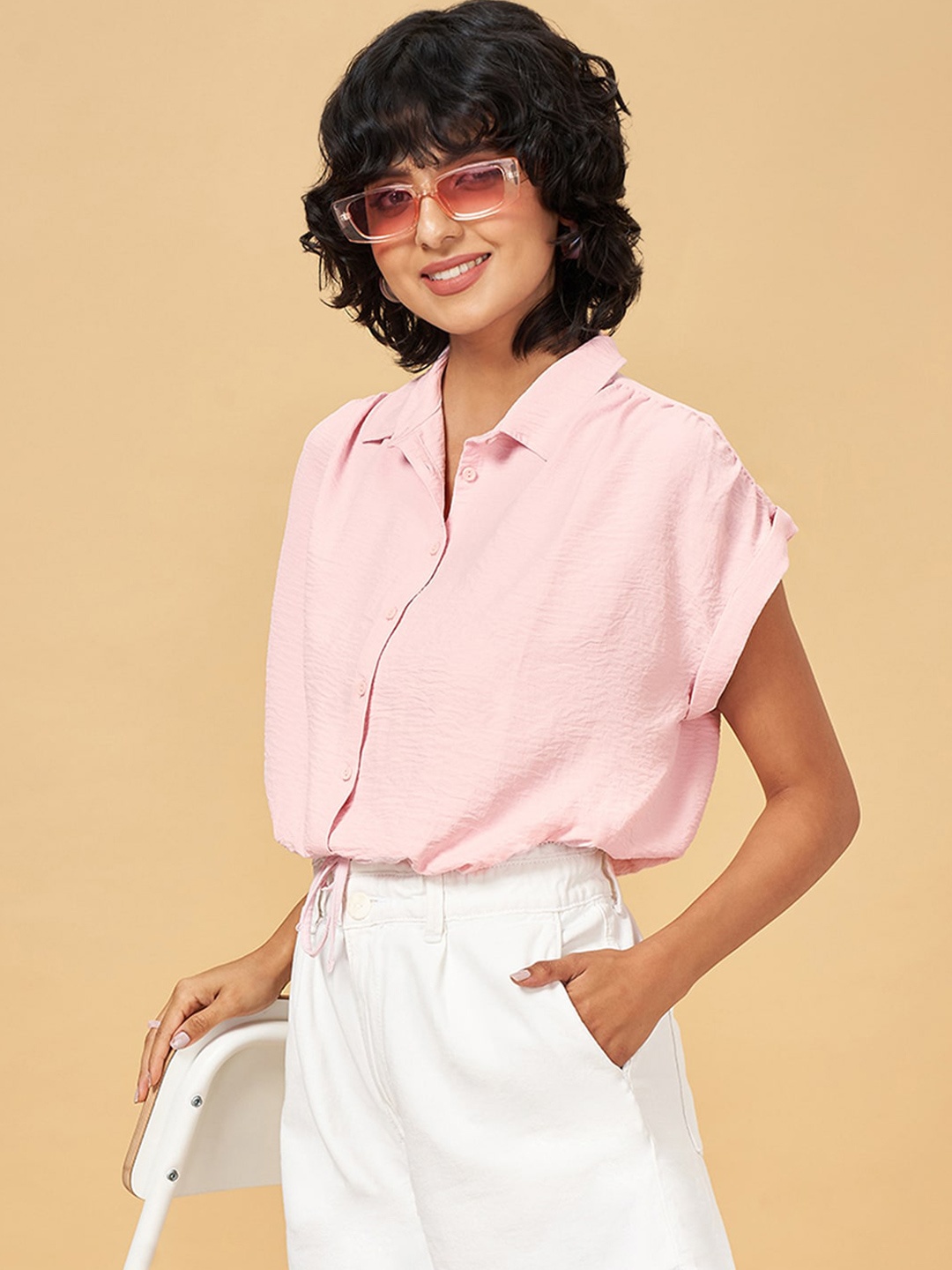 

People Pink Spread Collar Extended Sleeves Curved Boxy Casual Shirt