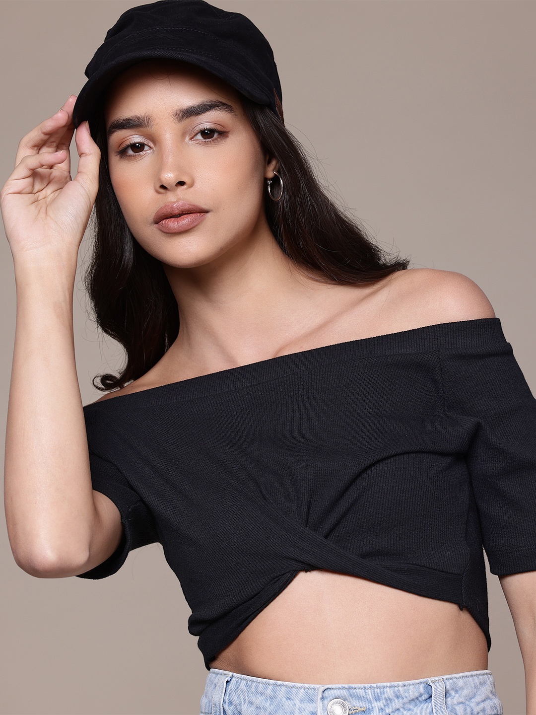 

The Roadster Lifestyle Co. Ribbed Twisted Bardot Crop Top, Black