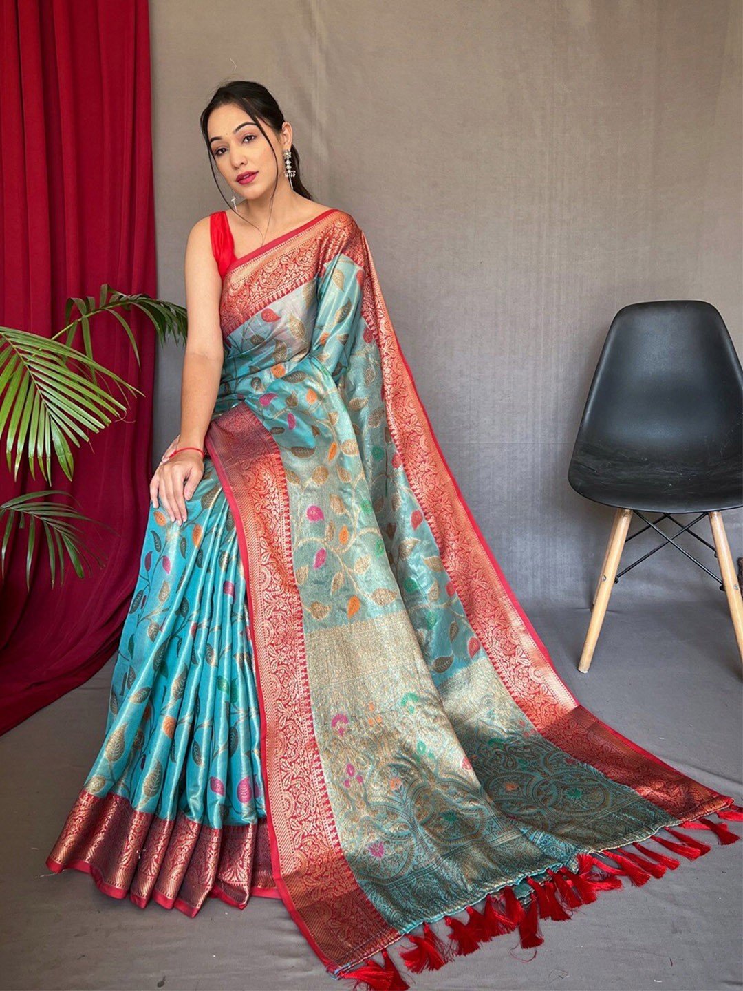 

SGF11 Floral Woven Design Zari Art Silk Heavy Work Banarasi Saree, Blue