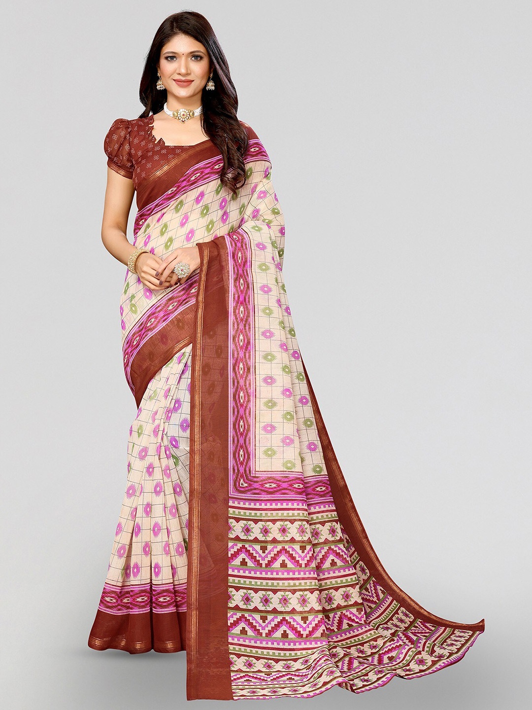 

Yashika Geometric Printed Zari Linen Blend Saree, Brown