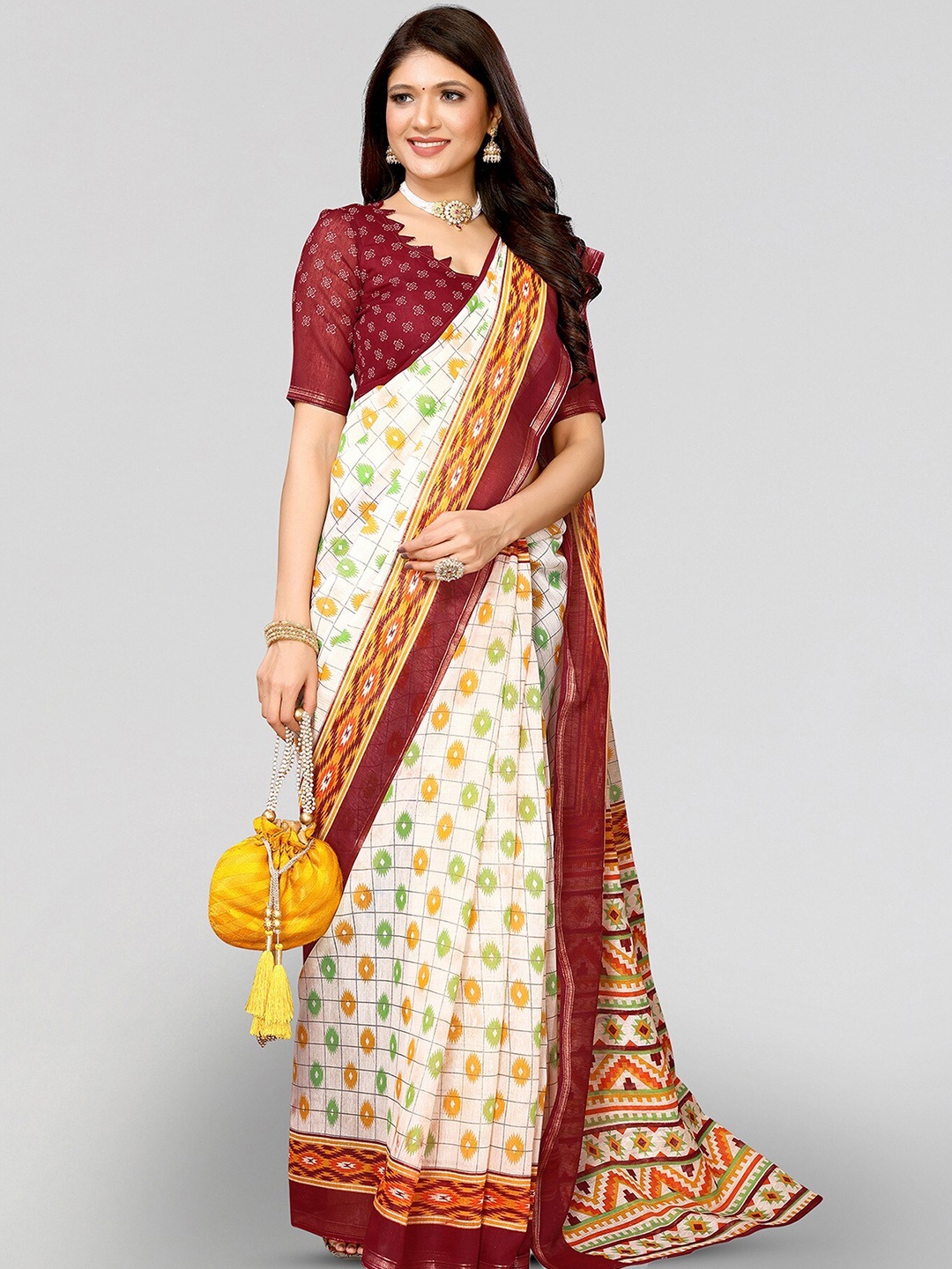 

Yashika Geometric Printed Zari Saree, Maroon