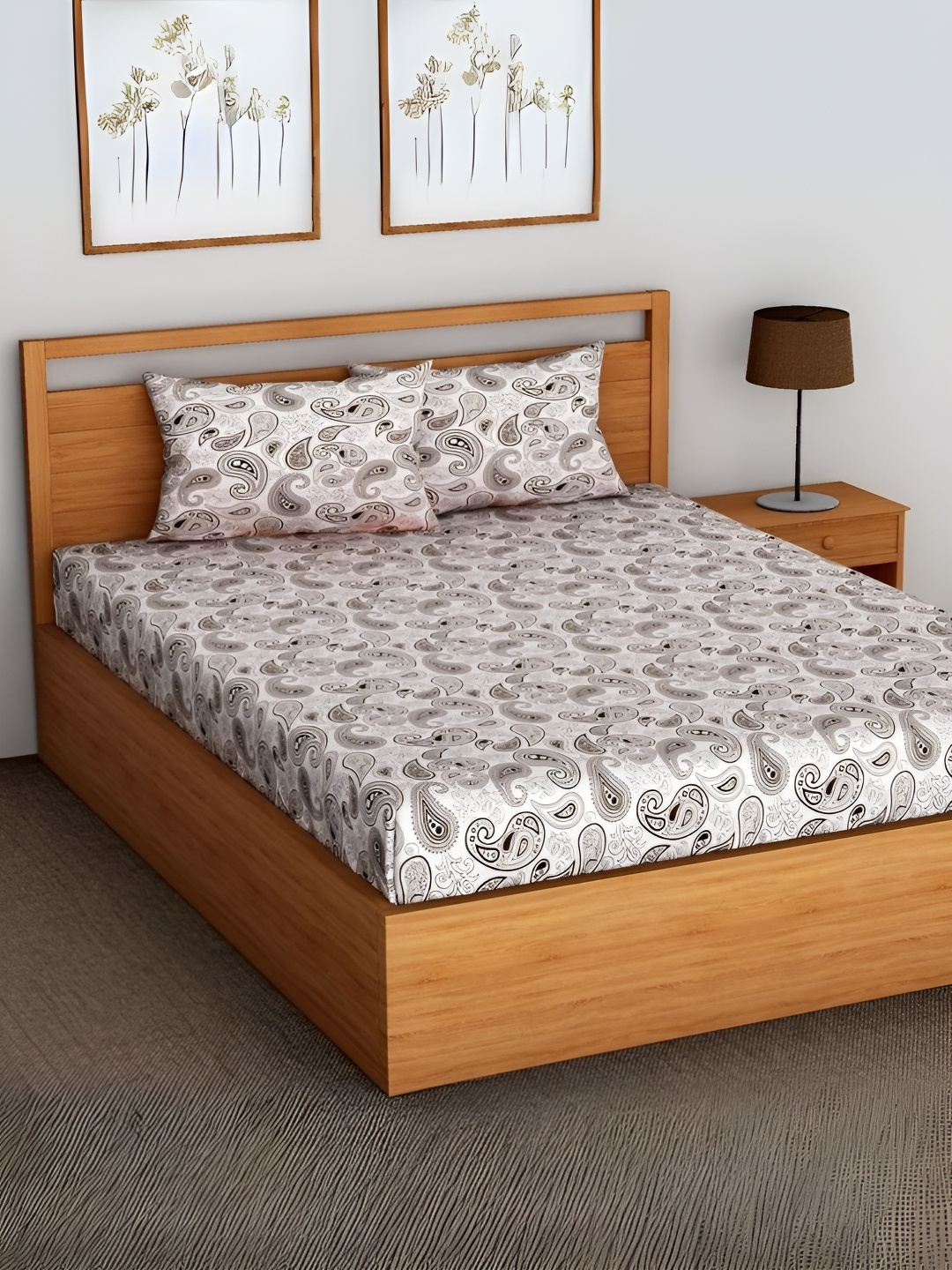 

Aurave Brown & White Ethnic Motifs Cotton144 TC Queen Bedsheet with 2 Pillow Covers