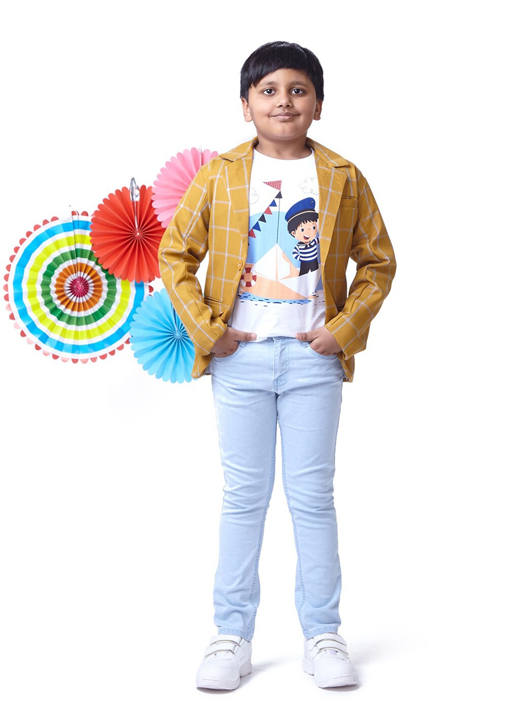 

Knit N Knot Boys Printed Pure Cotton T-shirt & Jeans With Blazer, White