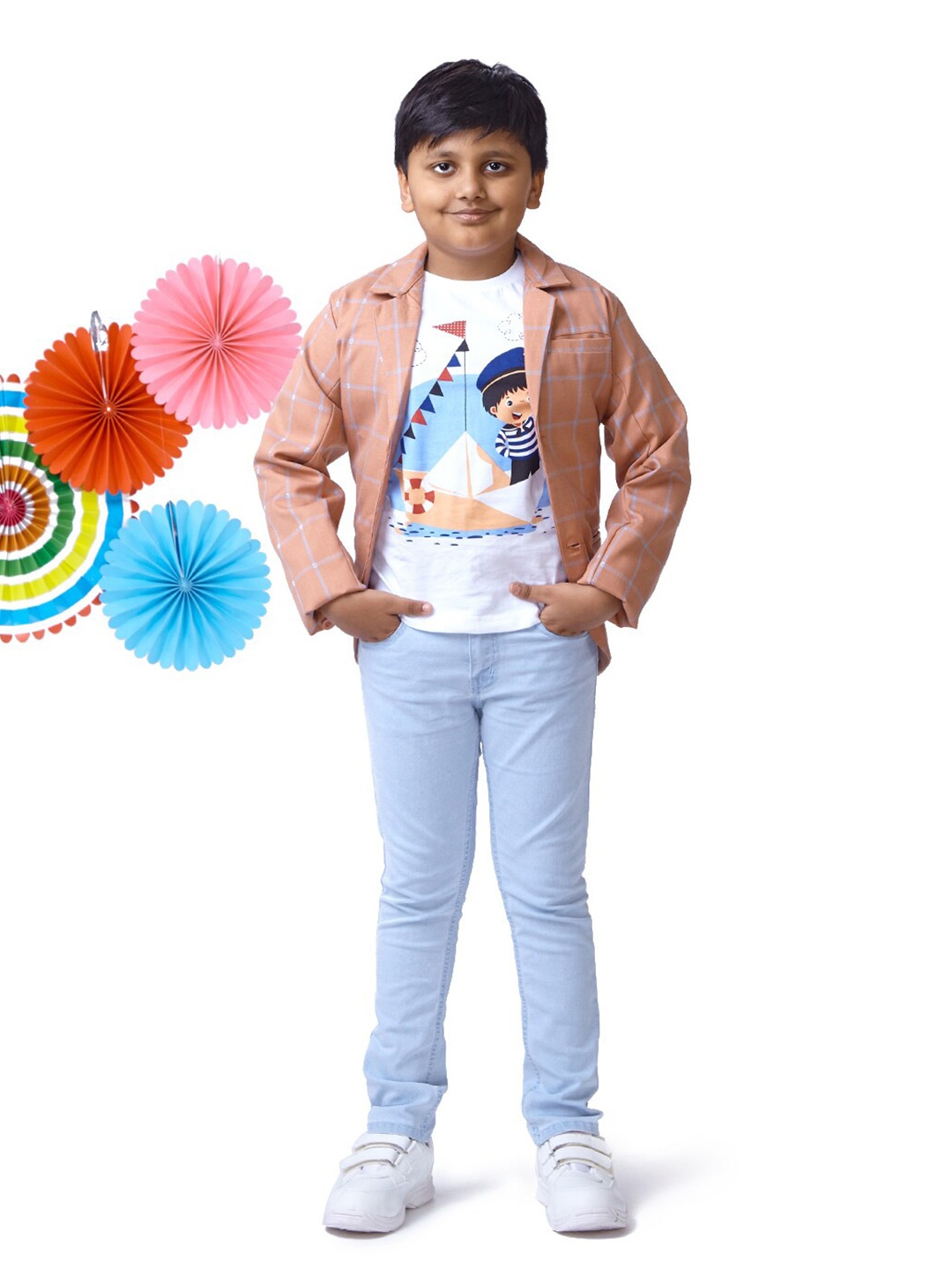 

Knit N Knot Boys Printed Pure Cotton T-shirt & Jeans With Blazer, White