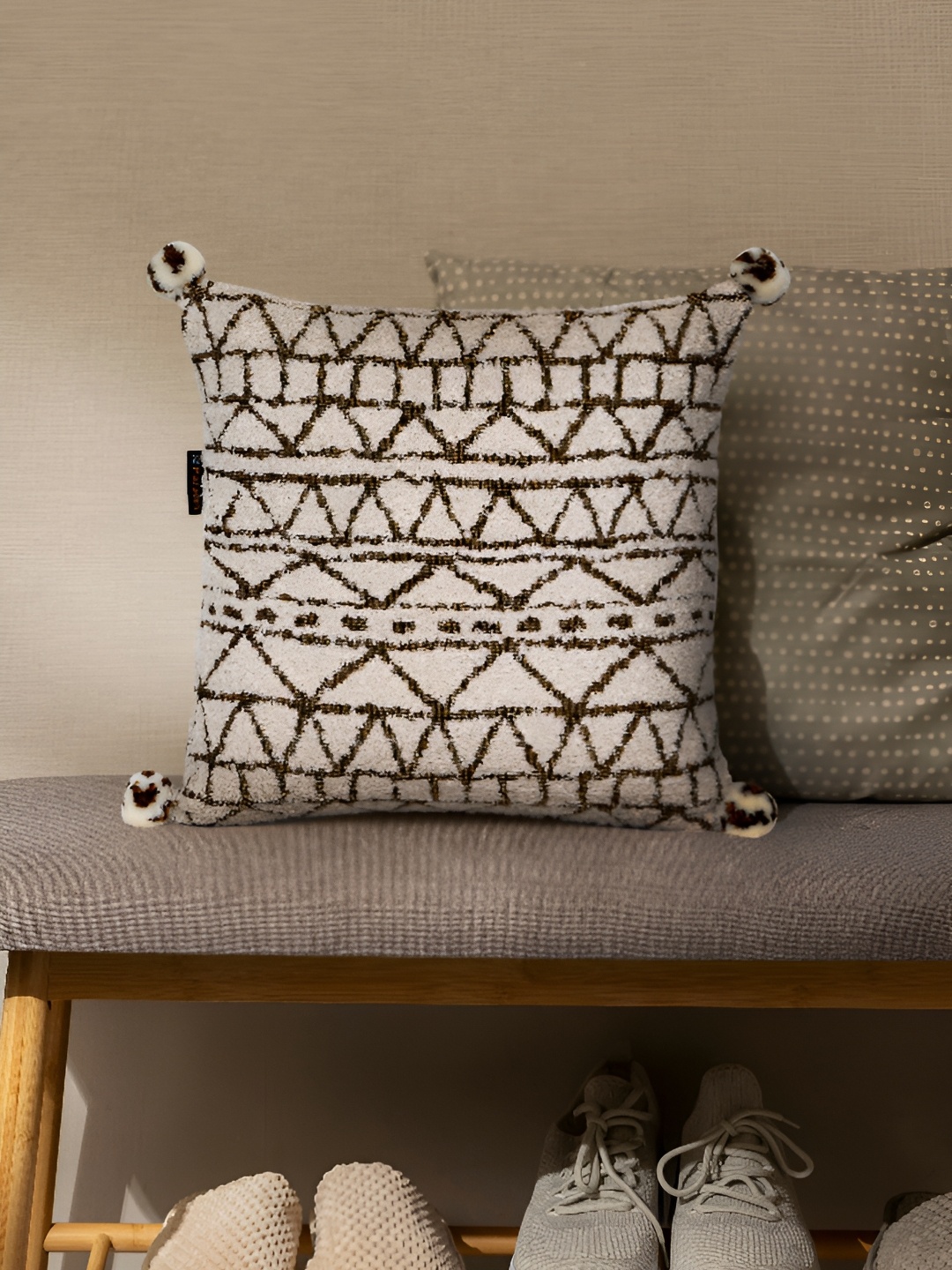 

Mezposh Cream-Coloured & Brown Geometric Cotton Square Cushion Cover