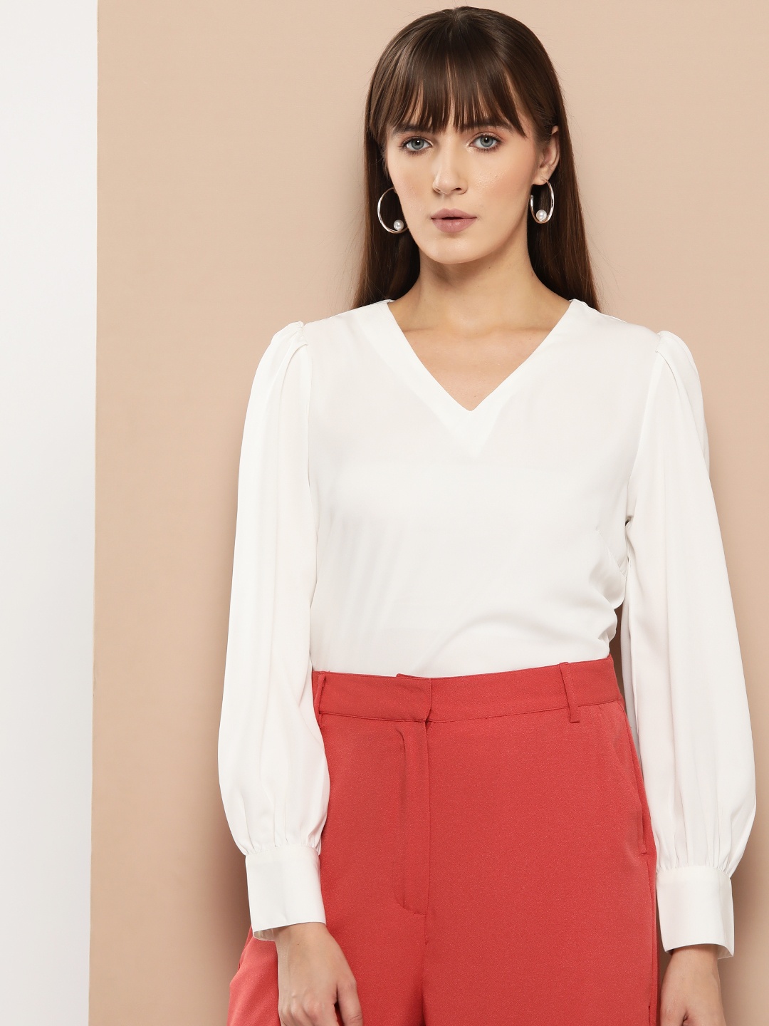 

her by invictus Solid V-Neck Regular Top, White