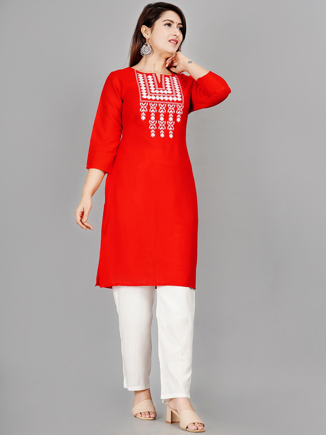 

SIPET Yoke Design Embroidered Straight Kurta, Red