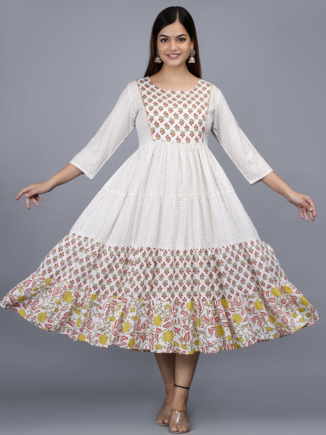 

SIPET Geometric Yoke Design Anarkali Kurta, White